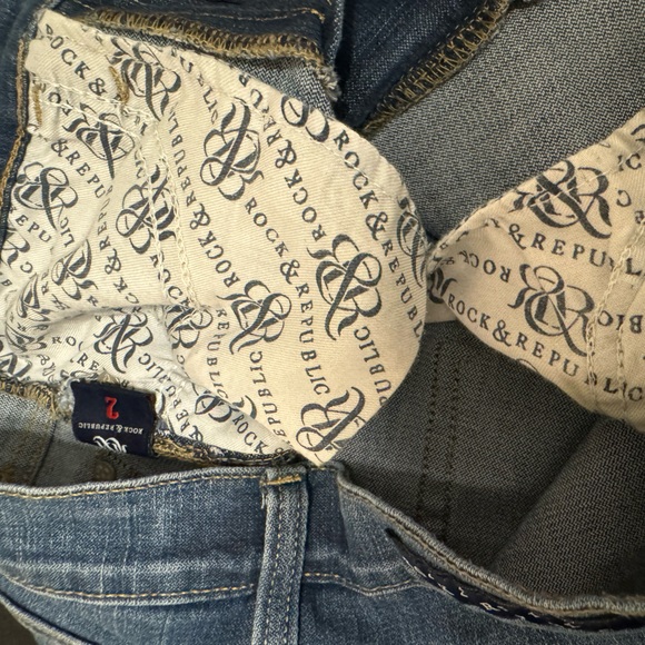Rock & Republic Denim Long Bermuda Shorts mid-rise size 2 - Picture 4 of 5